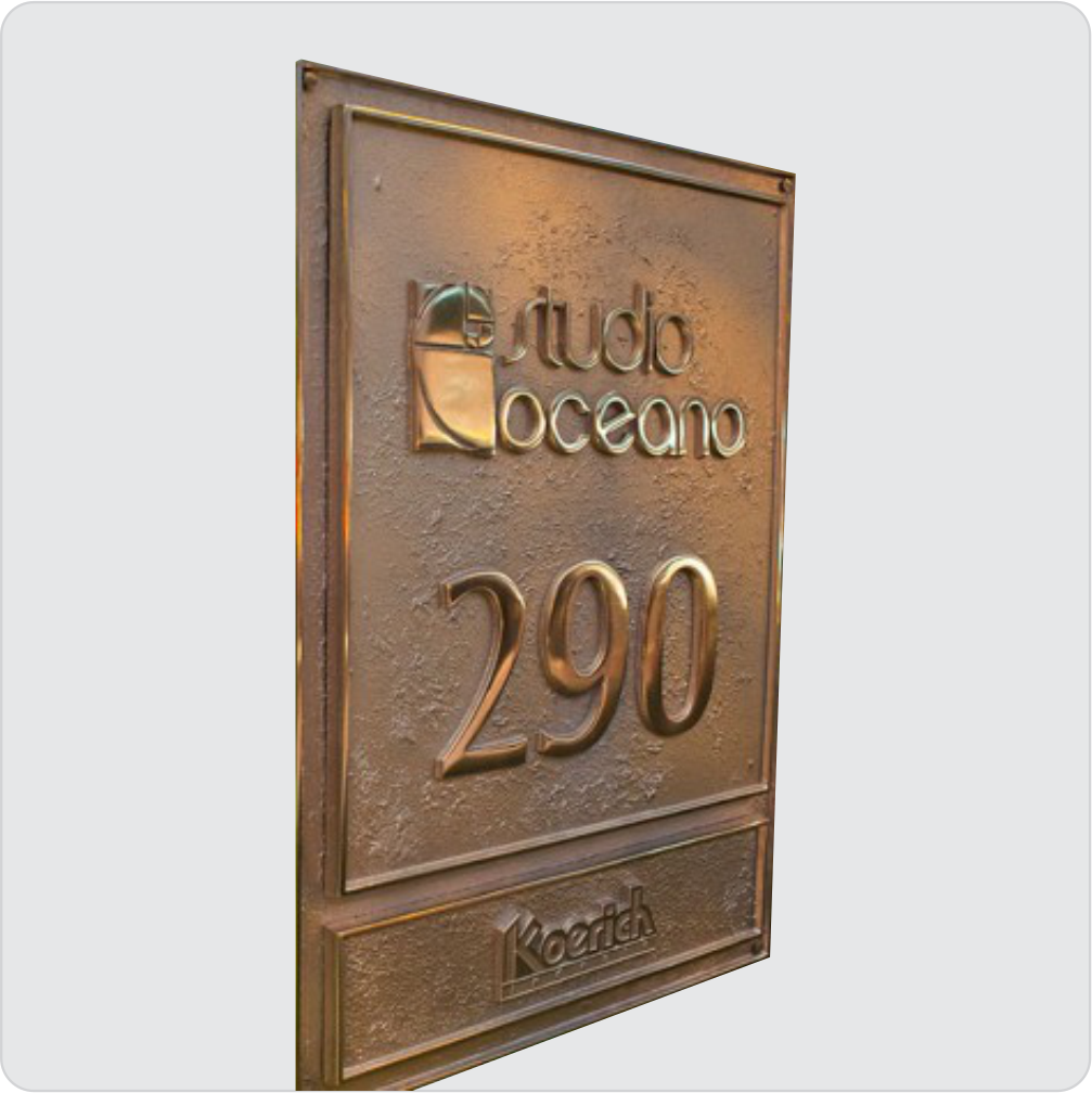 Placa em aluminio fundido